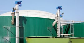 Biomasse-Förderung & Beschickung